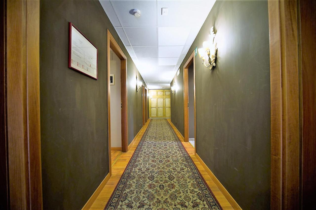Hotel Aaron Mestre Esterno foto