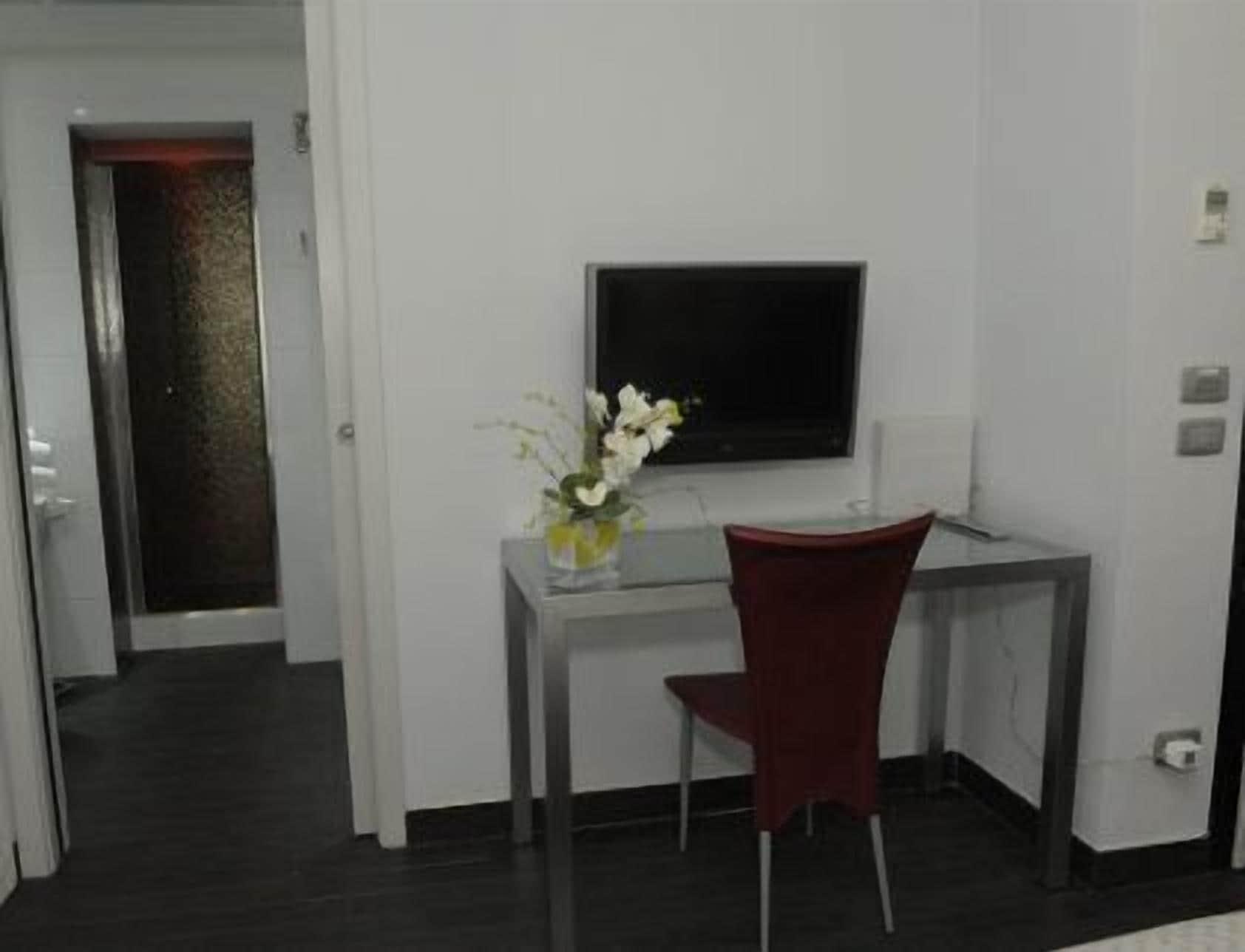 Hotel Aaron Mestre Esterno foto
