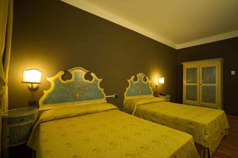 Hotel Aaron Mestre Esterno foto