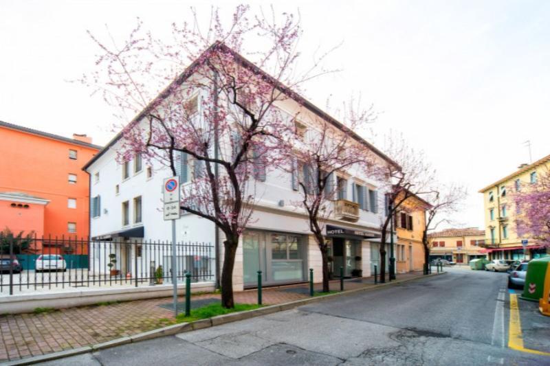Hotel Aaron Mestre Esterno foto